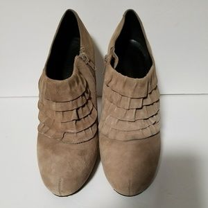 Ruffled heeled booties